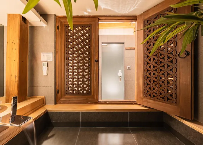 Luxury Hanok Blissful House